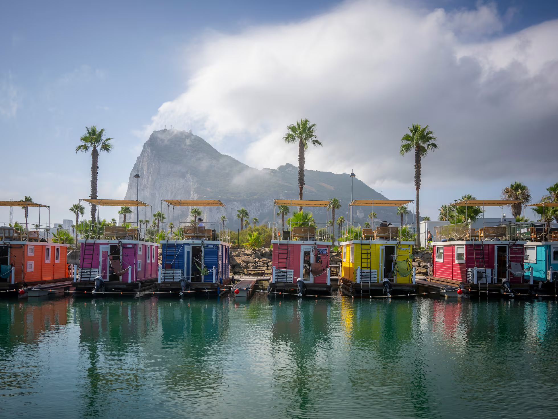 casa boat house en la linea de la concepción
